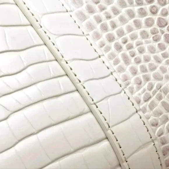 ♥️Susan.NWT Crocodile embossed leather crossbody Bag - Picture 6 of 6